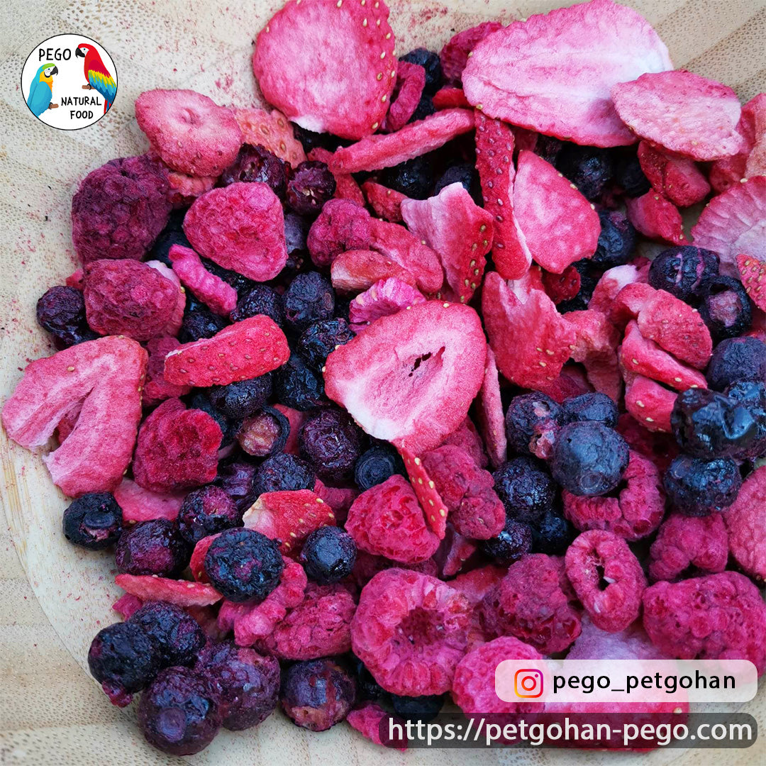 Freeze Dried Mixed Berries